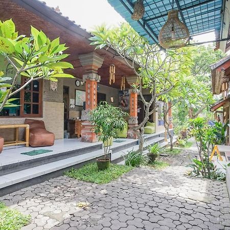 Padi-Padi Hostel & Bar Ubud Extérieur photo